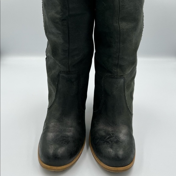 LEVI’S Leather Knee High Heeled Boots - Picture 9 of 17